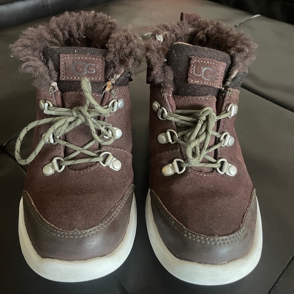 Ugg boots, size 13 - Picture 1 of 6